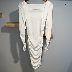 Misguided‎ white scrunched dress long sleeve